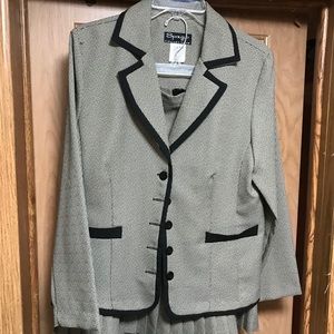 Women’s Jacket and Skirt set, skirt is pleated